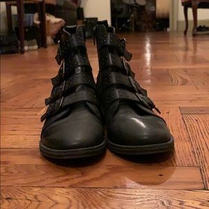 Steve Madden black pleather boots - size 8.5